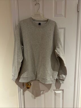 lululemon athletica Light Gray Crewneck Sweatshirt
